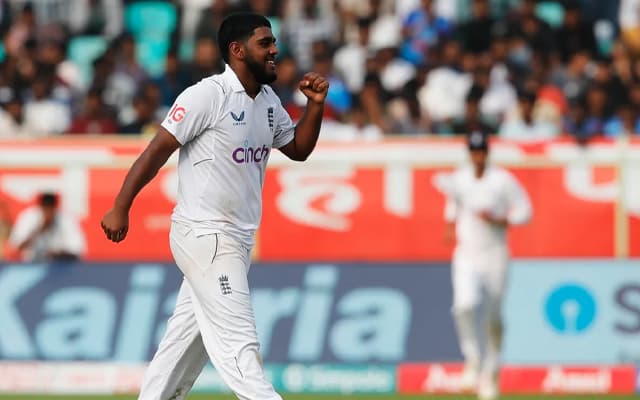 Don't call up Rehan Ahmed to carry the drinks, says Leicestershire coach Alfonso Thomas