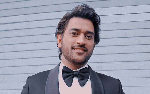 MS Dhoni Net Worth: Salary, Endorsements & Luxury Lifestyle