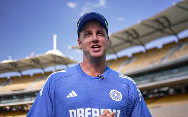 Fast bowlers must stack up overs with intensity to succeed at Galle, says Morne Morkel