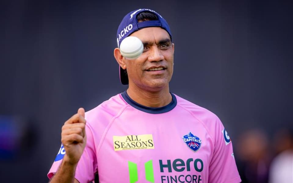 Mitchell Starc a miss but Delhi Capitals continue to look for options: Bowling coach Munaf Patel