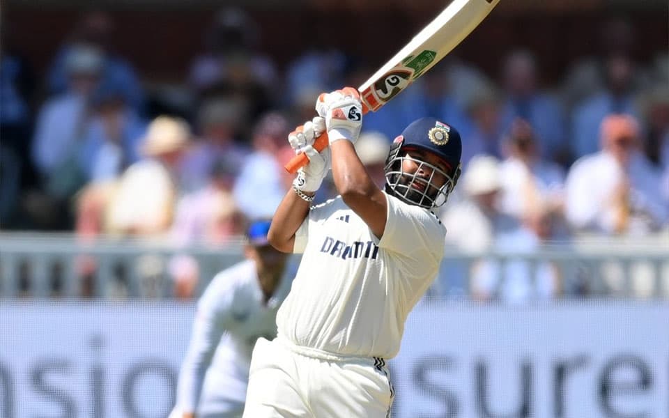 Rishabh Pant pays college fees of underprivileged student