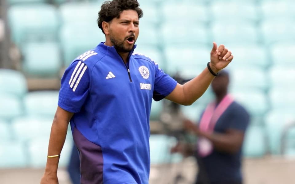 Asia Cup 2025: ‘Should focus on his natural ball’ - Veteran spinner backs Kuldeep Yadav to come good
