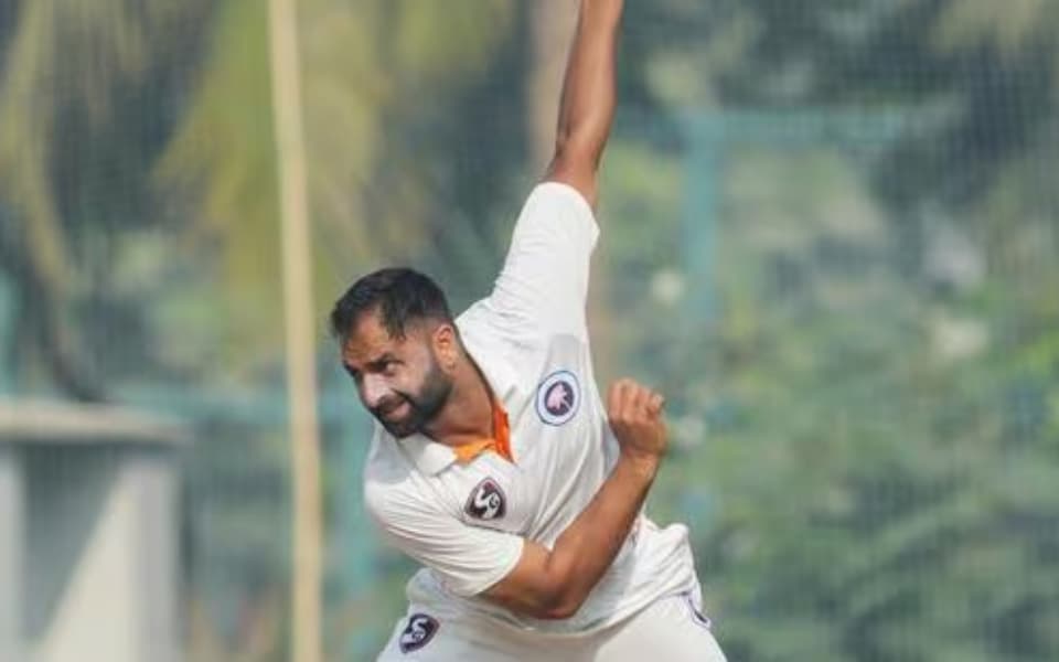 ‘He was the first one who told me to work on my wrist’ - Auqib Nabi credits Irfan Pathan for his rise