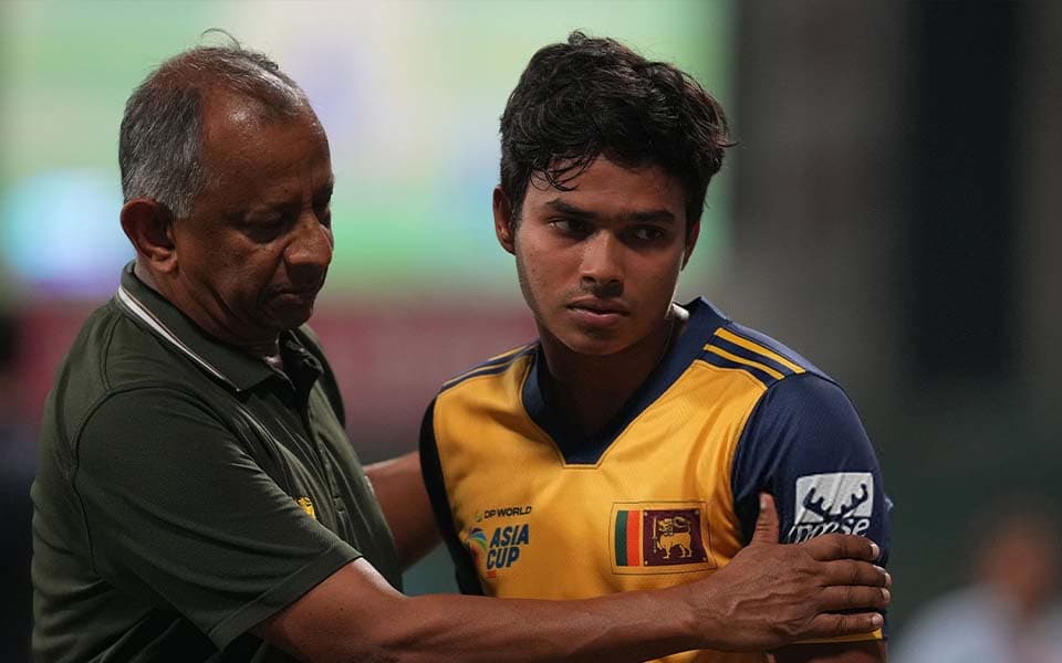 ‘Will do everything to honour him’ - Dunith Wellalage pens heartfelt note after father’s tragic passing