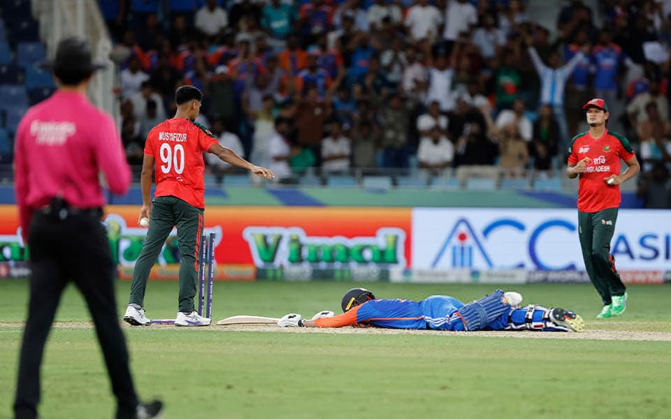 Asia Cup 2025 Memes: Hilarious Reactions from India vs Bangladesh, Match 16 at Dubai International Cricket Stadium