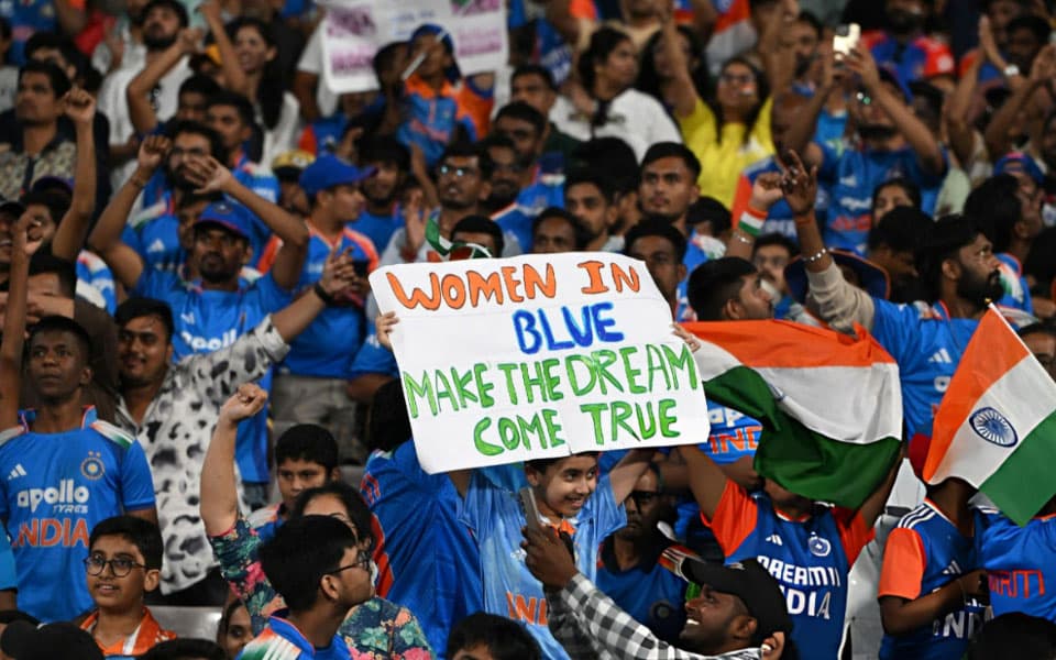 Shocking photo showing stark contrast in 2013 And 2025 Women's World Cup Final crowds break the internet