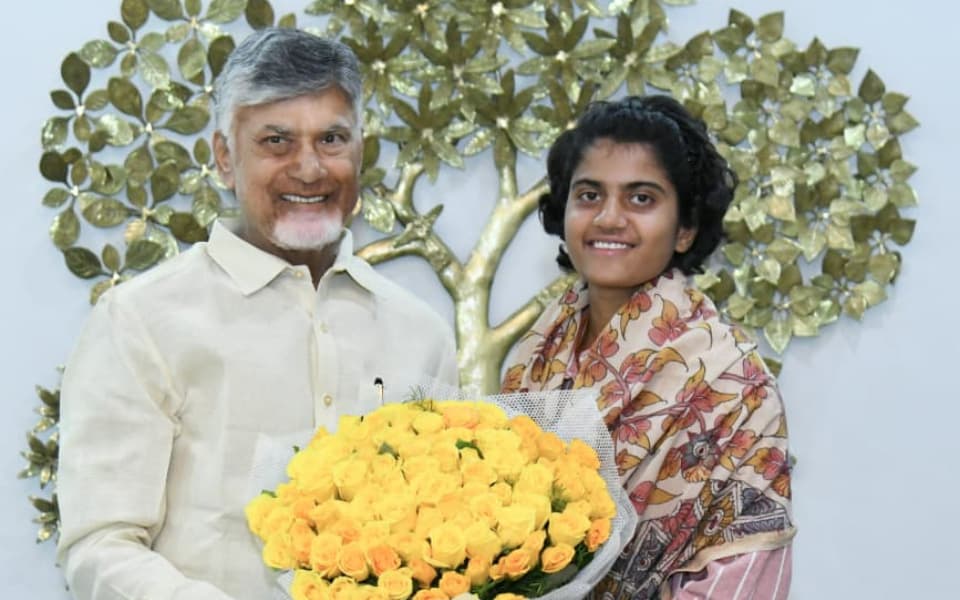 Shree Charani gets government job, 2.5 crore cash prize, and house in Andhra Pradesh for Women's World Cup win