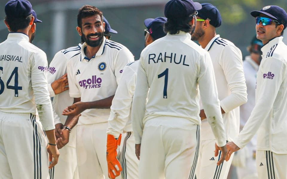 IND vs SA 2025: 'Playing four spinners is a little bit over the top' - Former South African pacer questions India's playing XI for Eden Test