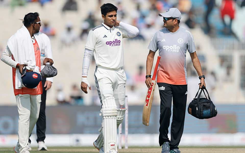 IND vs SA 2025: Shubman Gill hospitalized in Kolkata, set to be under observation after neck pain