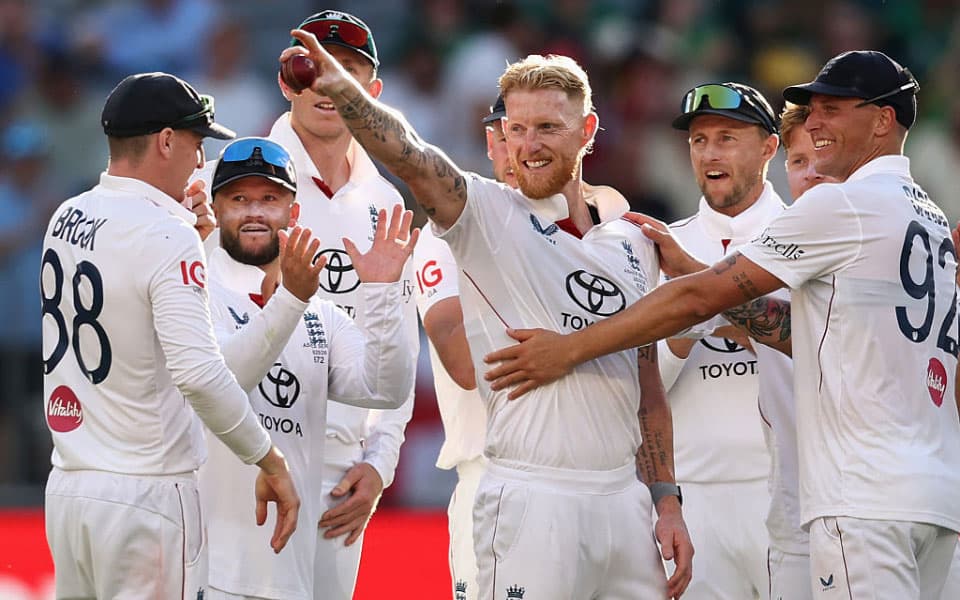 Ashes 2025-26: Australia vs England Highlights & Review – 1st Test, Day 1