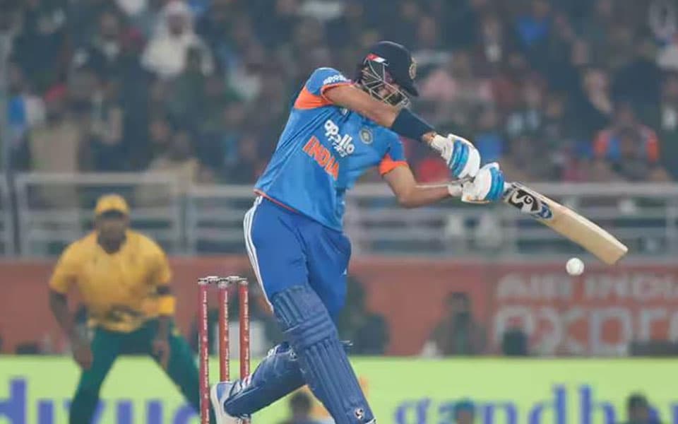 'Why send him at No. 3 when you have batting till No. 8?' - Former opener bemused by Axar Patel's promotion in batting order