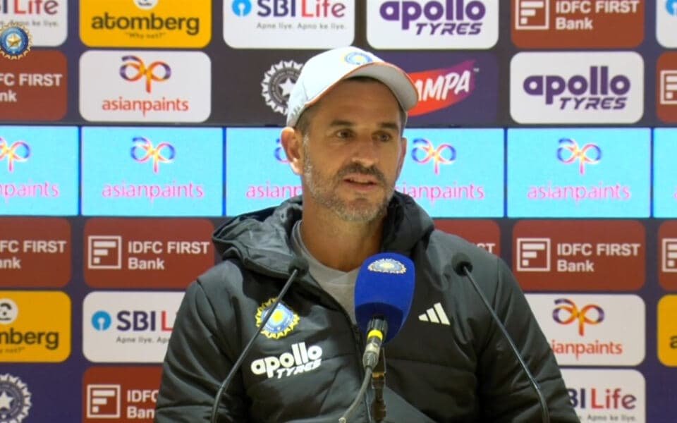 'Have faith in both of them' - India coach throws weight behing under-fire Shubman Gill, Suryakumar Yadav