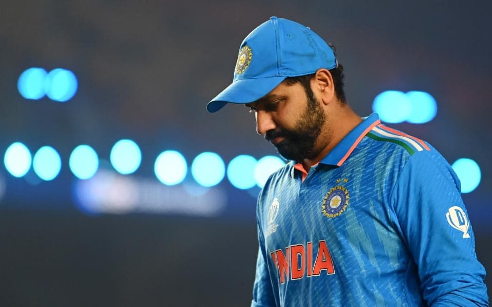 'This is wrong' - Rohit Sharma tells parents after saving their child from getting injured