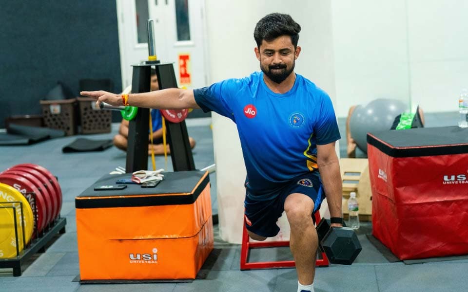 'He had to leave, there wasn’t much time' - Gujarat bowler Vishal Jayswal reveals brief exchange Virat Kohli after VHT clash