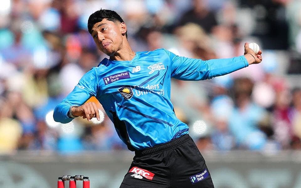 BBL 2025-26: Mumbai-born Jerrssis Wadia strikes twice in first two balls against Melbourne Renegades