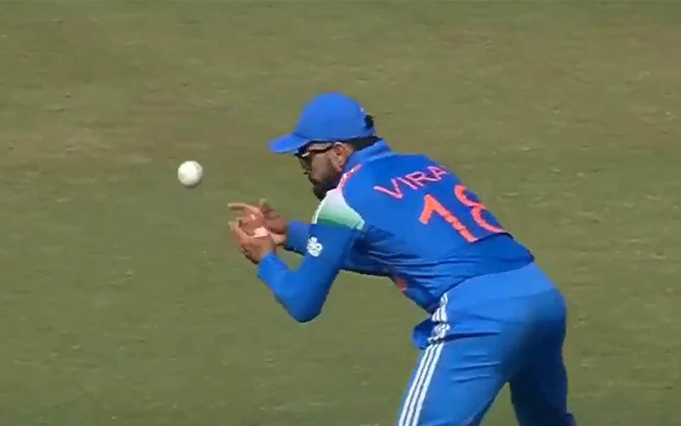 IND vs NZ 2026: Virat Kohli fans abuse makers of SG balls on social media after stalwart's error during New Zealand ODIs