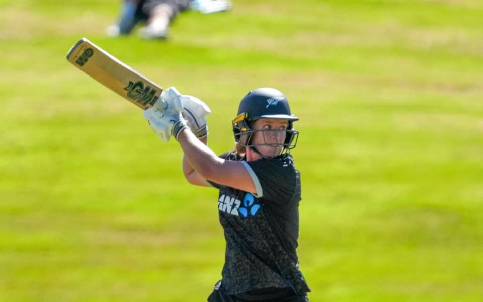 Brooke Halliday joins Warwickshire Women for remainder of 2026 season