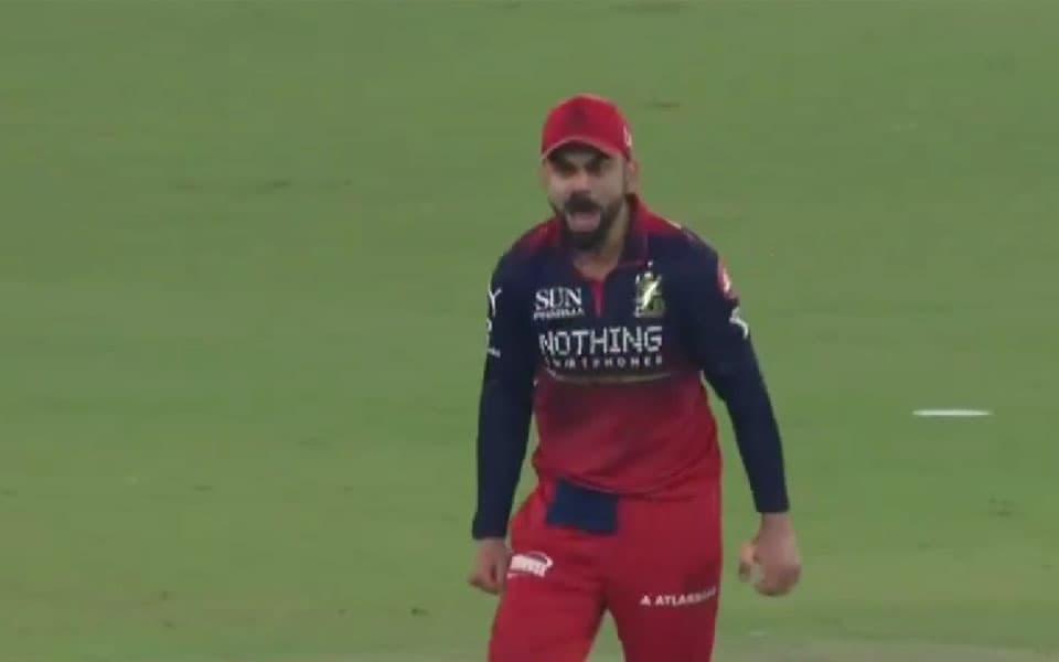 Virat Kohli aggressive celebration after taking Shubman Gill's catch during GT vs RCB