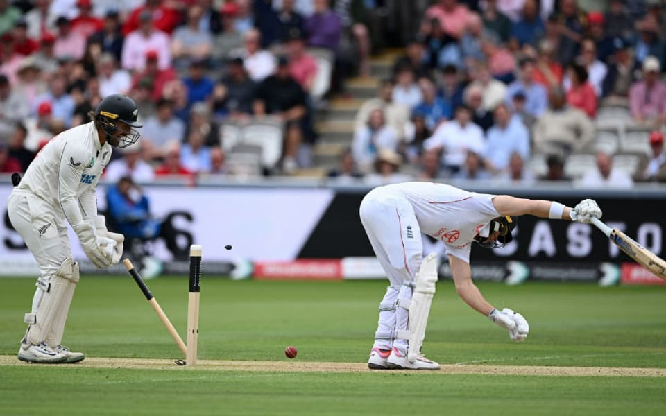 ENG vs NZ 2026: 'This isn't fair balance' - Vaughan, Hussain slam Lord's pitch after Day 2