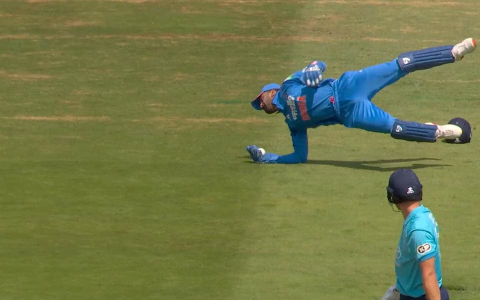 KL Rahul pulls off sensational one-handed catch to dismiss Will Jacks in 1st ODI vs England