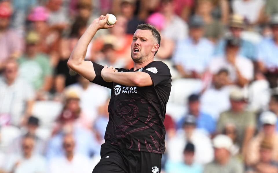 Somerset confirm Jake Ball contract extension until 2027