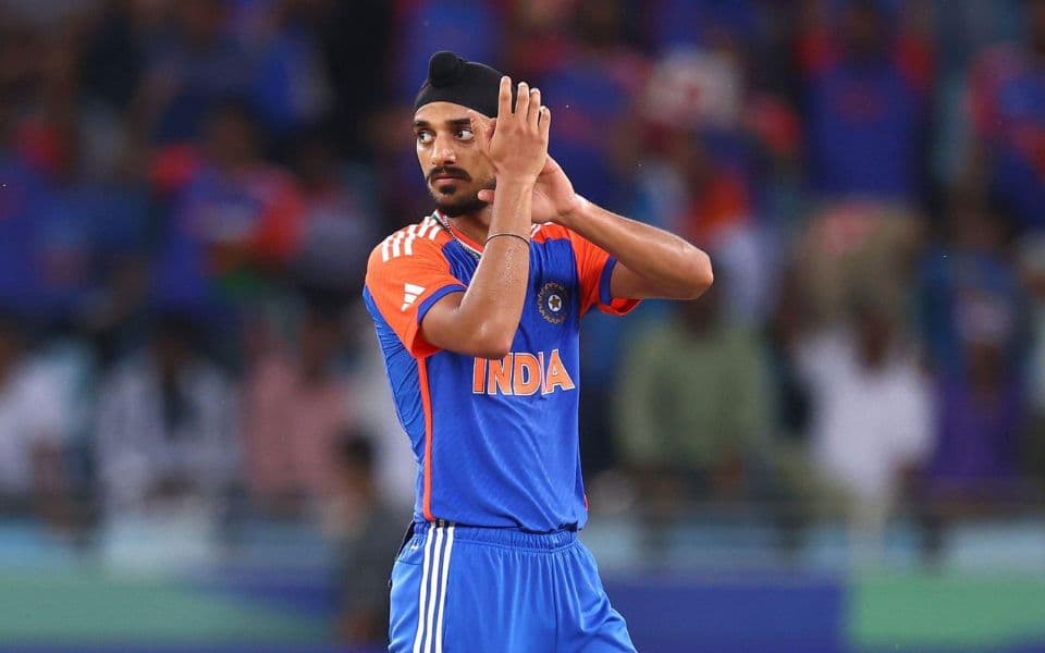 AUS vs IND 2025: Twitter Reactions - Fans lash out at Gautam Gambhir and Co. after Arshdeep Singh's snub, Harshit Rana's selection in 1st T20I